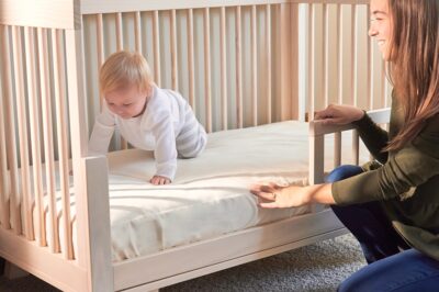 2024 Best Organic Waterproof Mattress Protector: Crib & Toddler for Bed Wetting Children Under 5