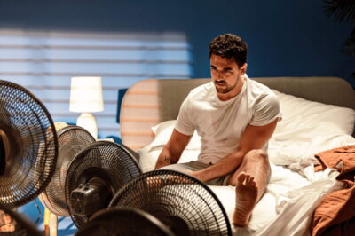 Bamboo vs Polyurethane: Best Cooling Mattress Protector for Men Who Overheat at Night